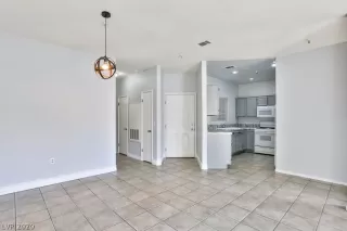 Photo #1: 2254016 Listing