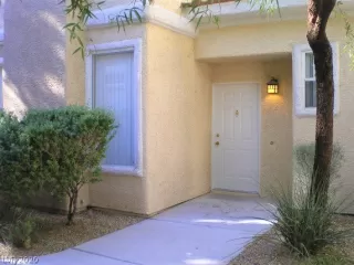 Photo #1: 2254085 Listing