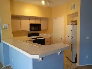 Photo #3: 2254140 Listing