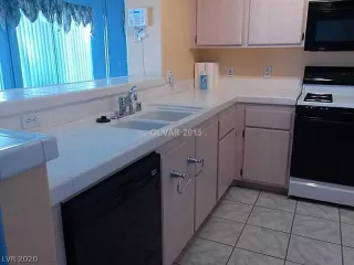 Photo #6: 2254140 Listing