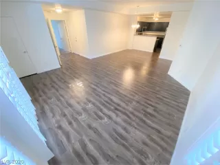 Photo #4: 2254148 Listing 