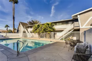 Photo #1: 2254160 Listing 