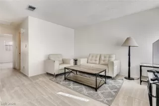 Photo #4: 2254160 Listing 