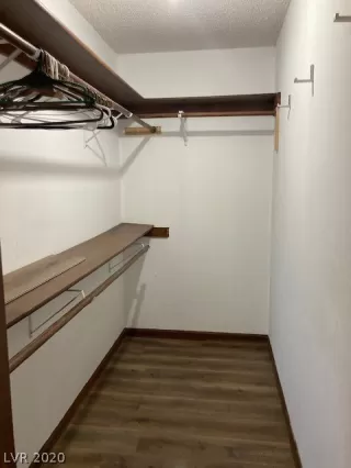 Photo #6: 2254205 Listing 