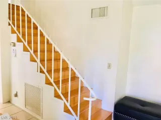 Photo #1: 2254208 Listing 