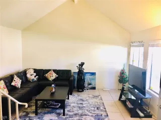 Photo #4: 2254208 Listing 