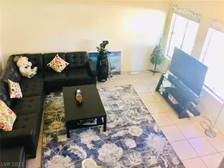 Photo #5: 2254208 Listing 