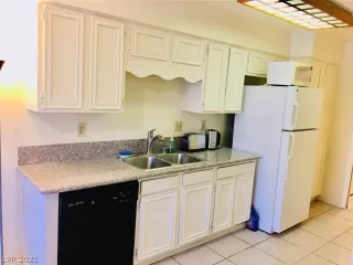 Photo #6: 2254208 Listing 