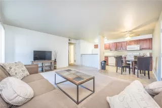 Photo #1: 2254270 Listing