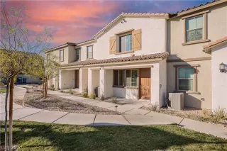 Photo #5: 2254388 Listing