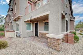 Photo #2: 2254390 Listing