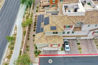 Photo #4: 2254390 Listing