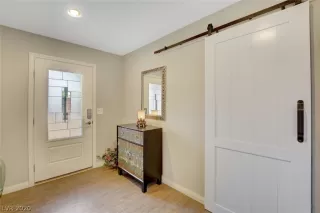 Photo #6: 2254390 Listing