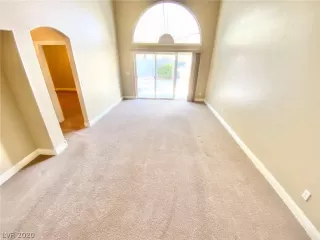 Photo #2: 2254400 Listing 