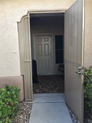 Photo #4: 2254503 Listing 