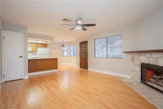 Photo #6: 2254506 Listing