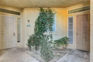 Photo #1: 2254513 Listing
