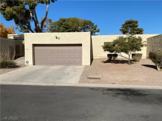 Photo #1: 2254554 Listing