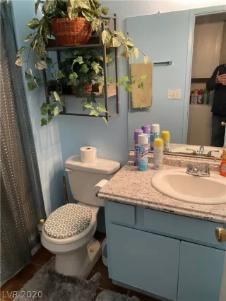 Photo #5: 2254554 Listing