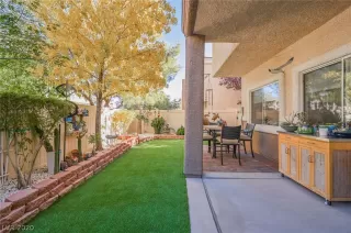 Photo #2: 2254566 Listing