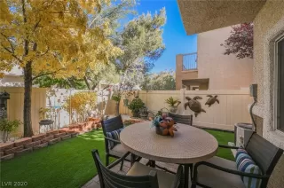 Photo #5: 2254566 Listing