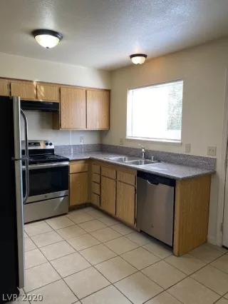 Photo #4: 2254571 Listing 