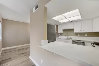 Photo #6: 2254599 Listing 