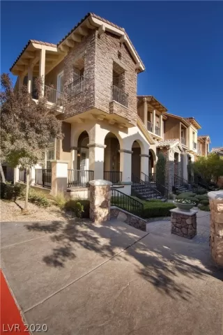 Photo #2: 2254654 Listing