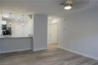 Photo #1: 2254719 Listing 