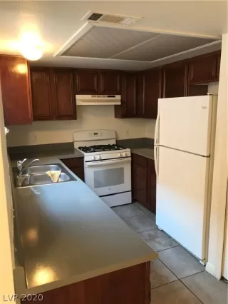 Photo #3: 2254773 Listing