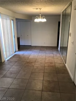 Photo #4: 2254773 Listing