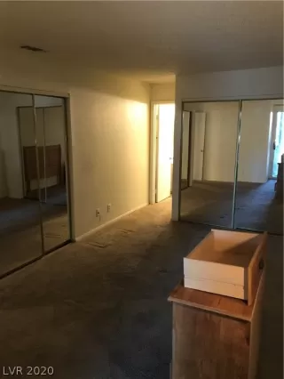 Photo #5: 2254773 Listing