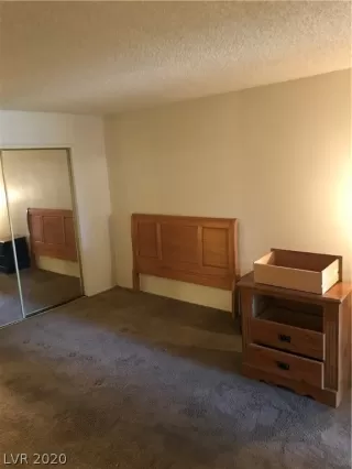 Photo #6: 2254773 Listing