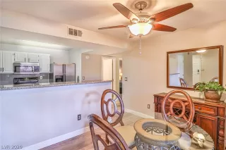 Photo #6: 2254804 Listing