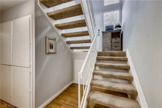 Photo #6: 2254844 Listing