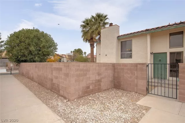 MLS: 2254856 Condo For Sale