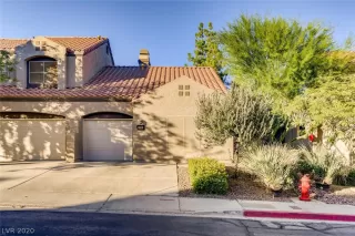 Photo #1: 2254881 Listing