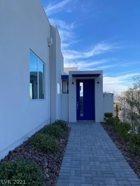 MLS: 2254896 Condo For Sale