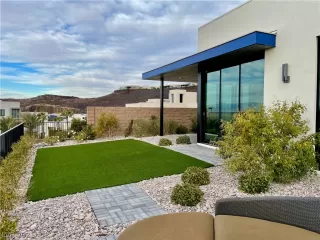 Photo #3: 2254896 Listing