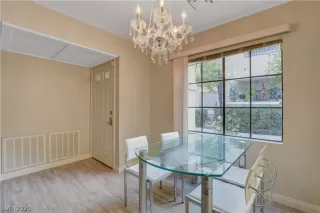 Photo #5: 2254921 Listing 