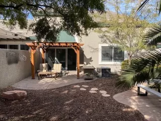 Photo #1: 2254959 Listing 