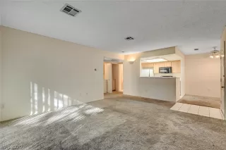 Photo #3: 2254988 Listing