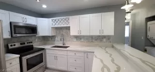 Photo #5: 2255028 Listing 