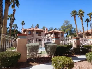 Photo #1: 2255034 Listing