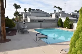 Photo #1: 2255099 Listing 