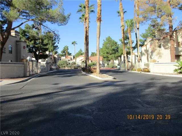 MLS: 2255119 Condo For Sale