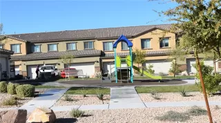 Photo #1: 2255196 Listing