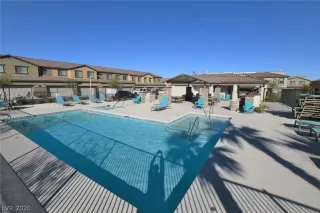 Photo #2: 2255196 Listing