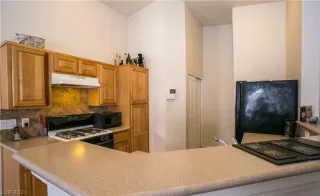 Photo #3: 2255222 Listing