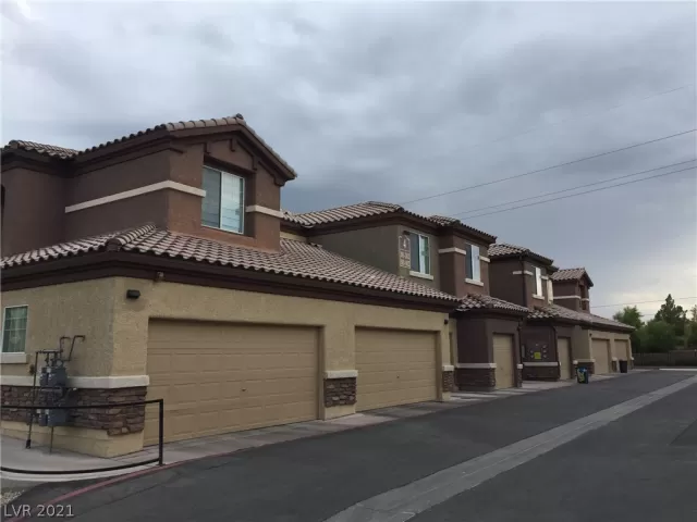 MLS: 2255254 Condo For Sale